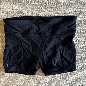 Under Armour Women's Black Bike Shorts